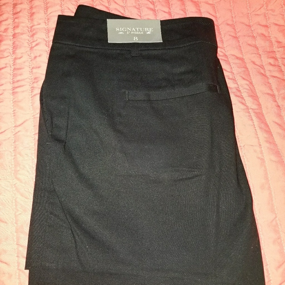 Ann Taylor NWT 5' shorts